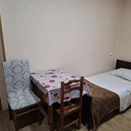 קוטאיסי Guest House 15A מראה חיצוני תמונה