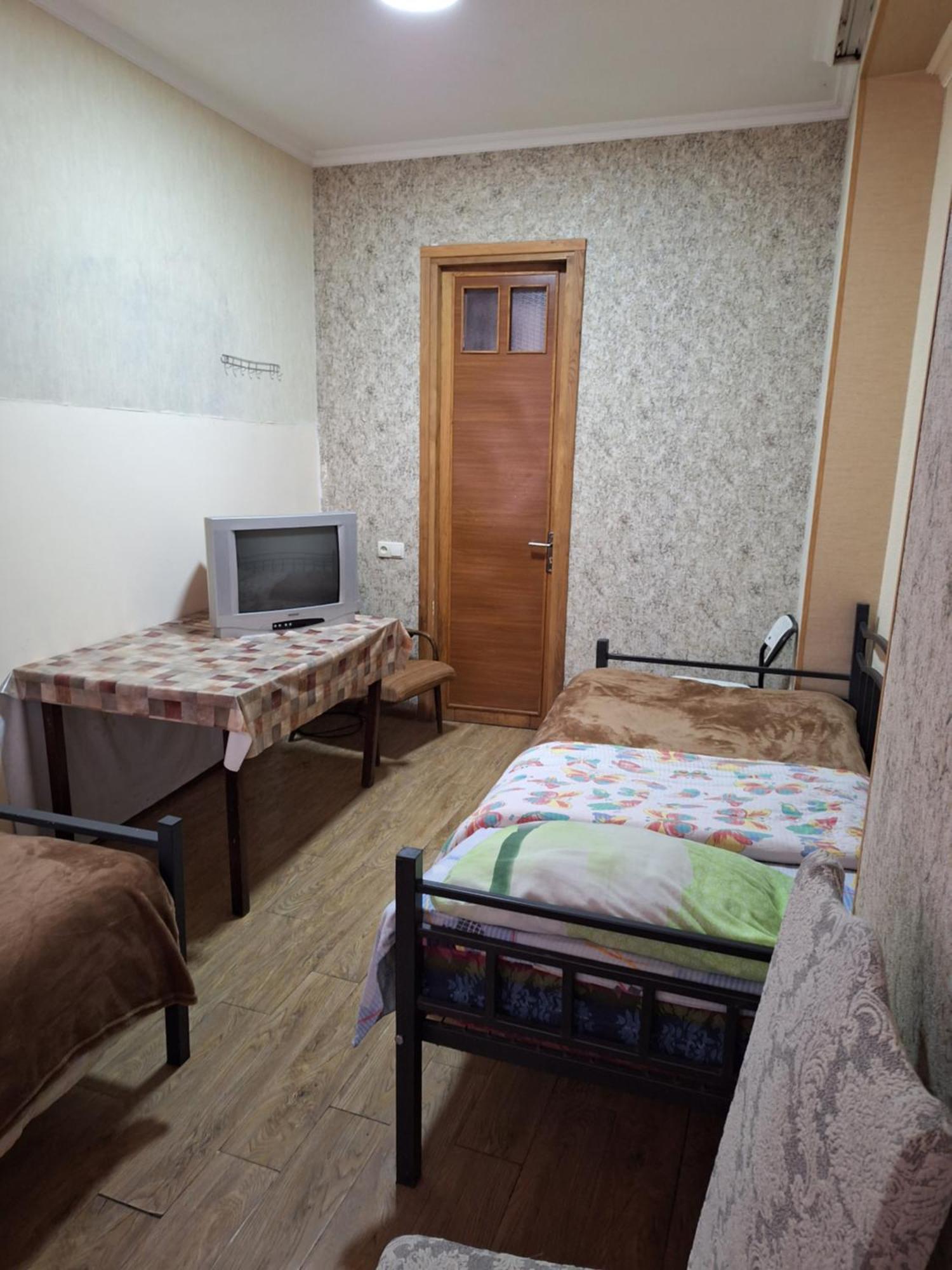 קוטאיסי Guest House 15A מראה חיצוני תמונה