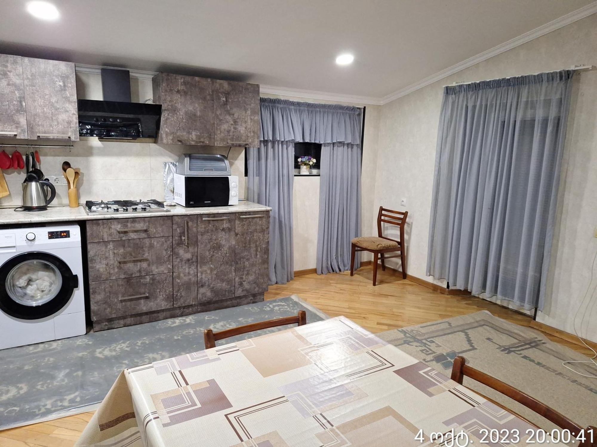 קוטאיסי Guest House 15A מראה חיצוני תמונה