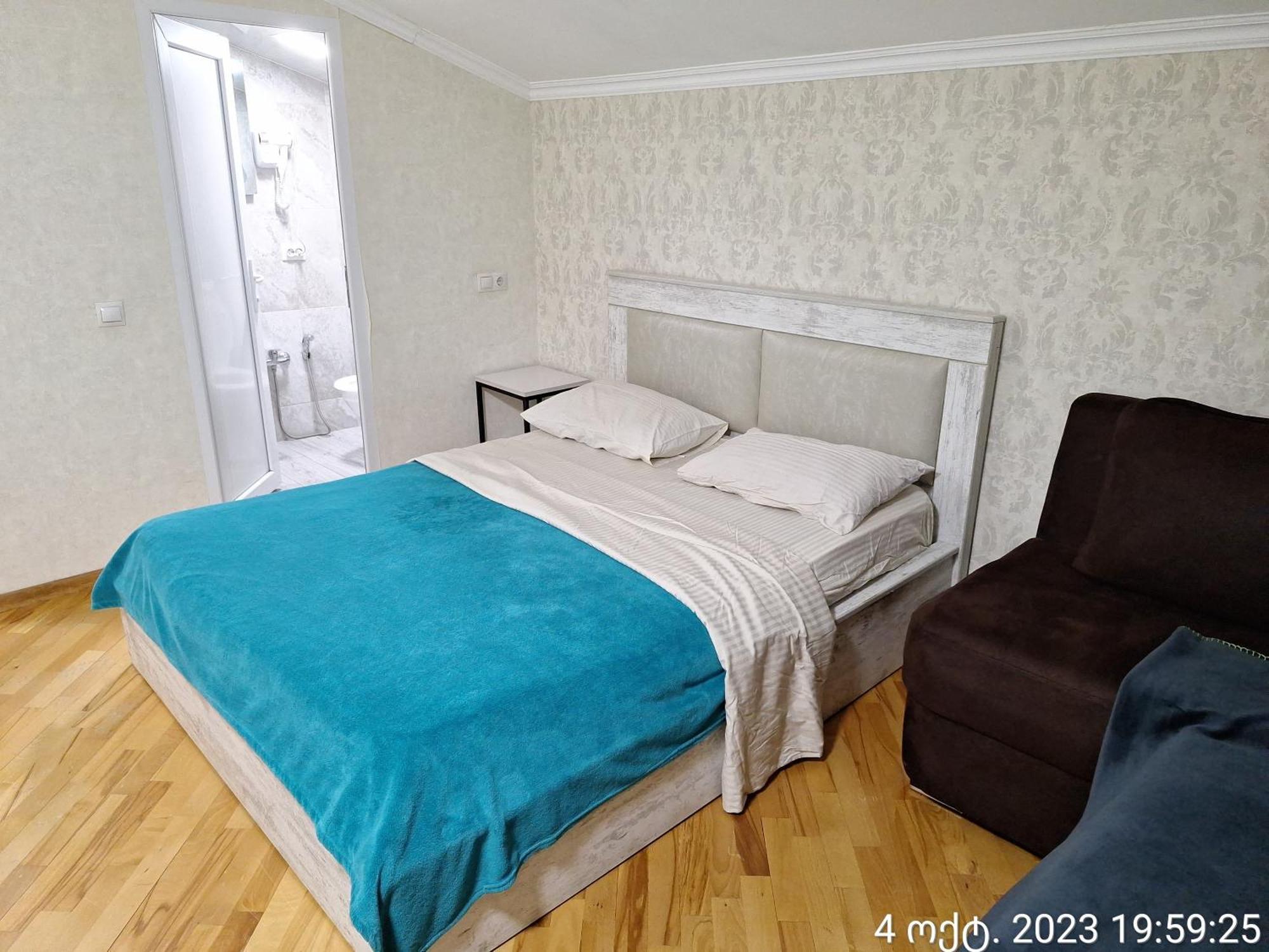 קוטאיסי Guest House 15A מראה חיצוני תמונה
