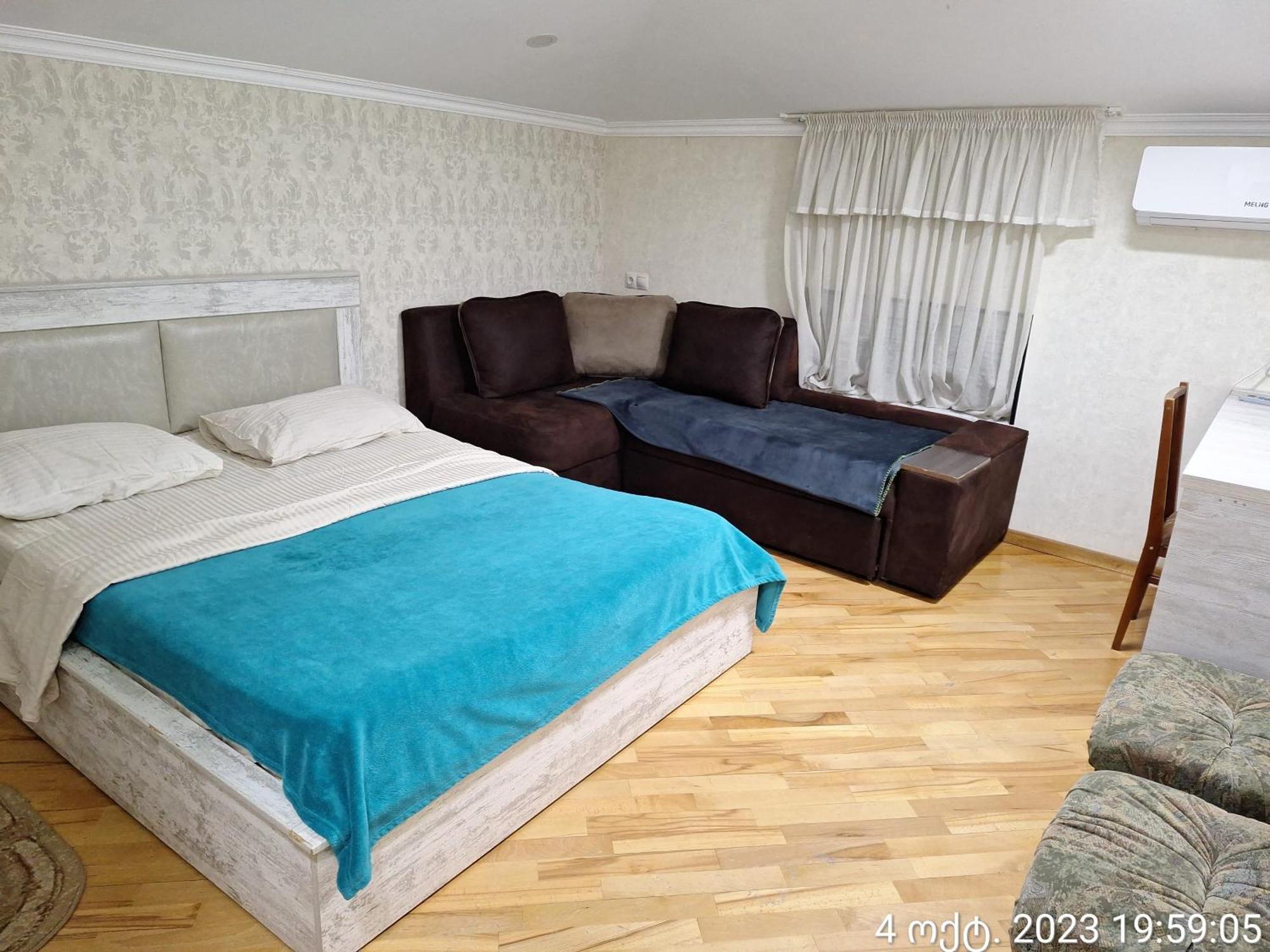 קוטאיסי Guest House 15A מראה חיצוני תמונה