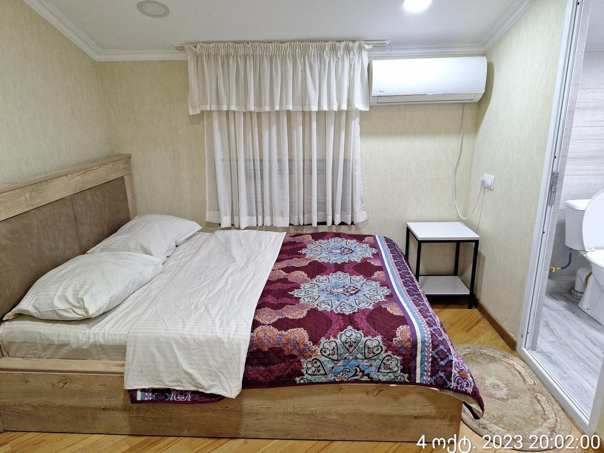 קוטאיסי Guest House 15A מראה חיצוני תמונה