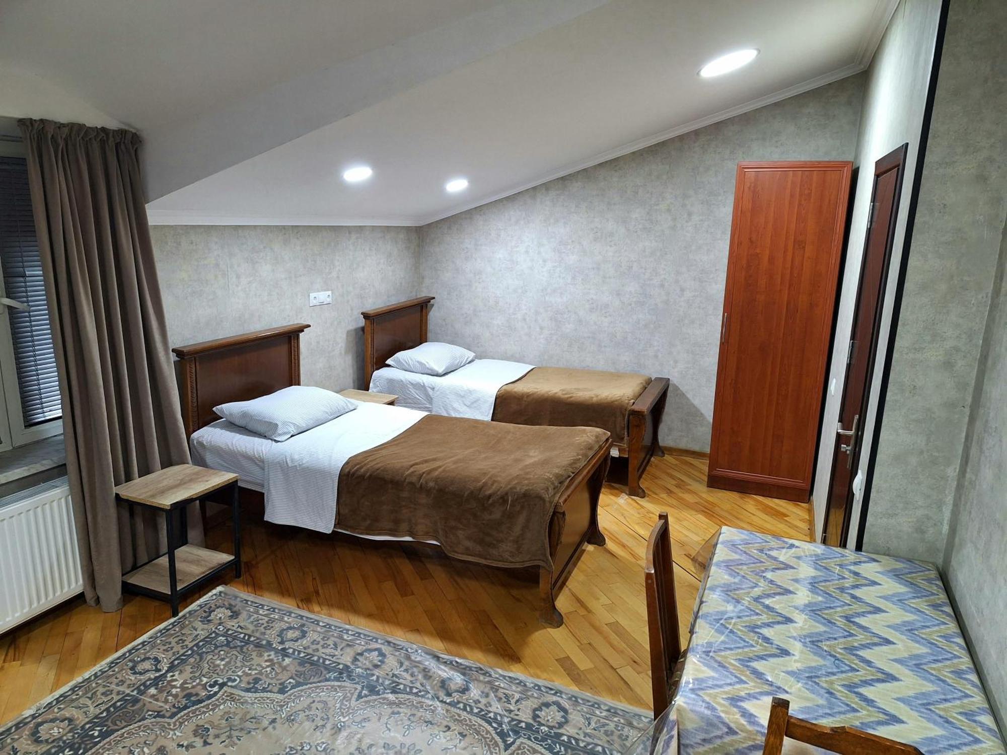 קוטאיסי Guest House 15A מראה חיצוני תמונה